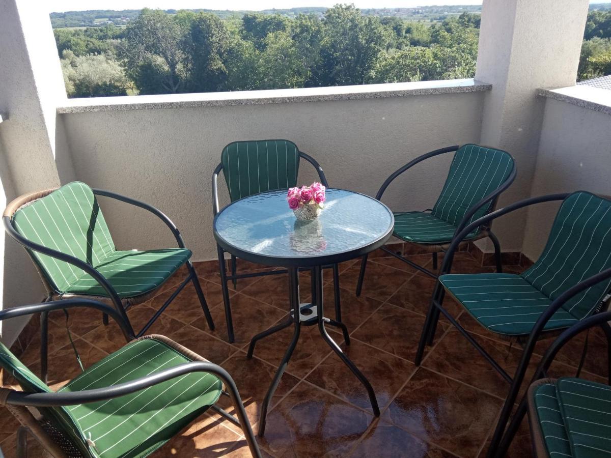 Apartment Alina Умаг Екстериор снимка